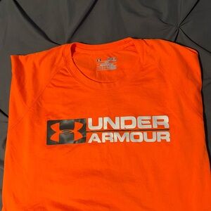 Under Armour Heat gear Men's Bright Orange short Sleeve Tee size M
